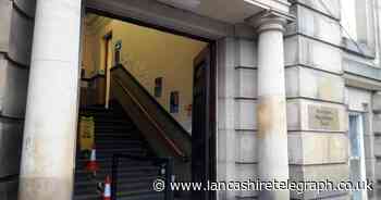 Man sentenced for breaching restraining order