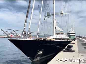 I portelli aperti, la chiglia sollevata, lo yacht affondato: spunta l'ipotesi dell'errore umano