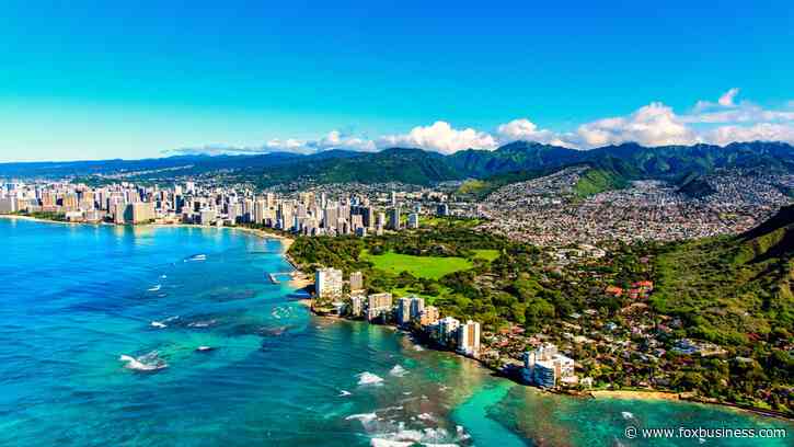 Small Hawaii airline grounds flights amid safety inspection