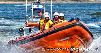 RNLI Mudeford save family from 37-foot motorboat