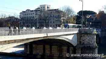 Chiude Ponte Garibaldi, c'è da sostituire i binari del tram