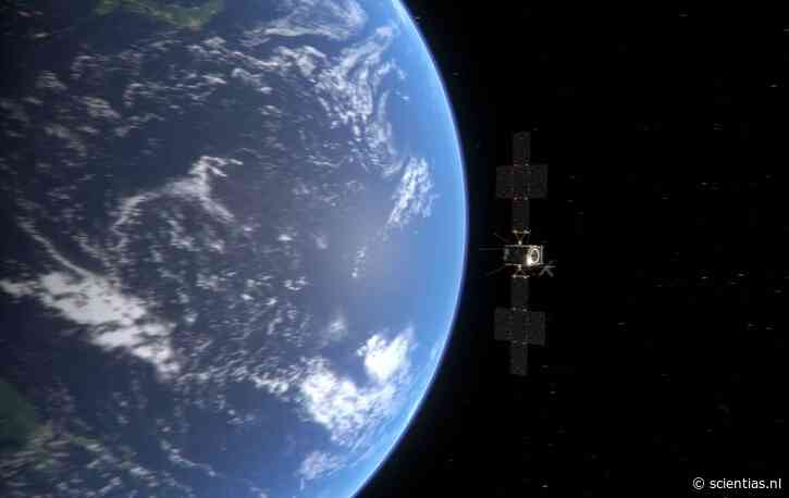 Gelukt! Juice passeert probleemloos de maan en de aarde (en maakt onderweg ook nog deze prachtige foto’s)