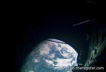 Juice probe scores epic fuel save after snapping selfies with Earth and Moon