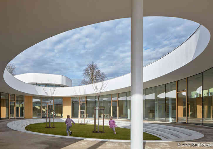 Schwungvoll mit Oberlicht
 - Kindergarten in Varnsdorf von RG architects studio