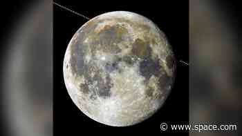 Astrophotographer captures Saturn vanishing behind the moon in mesmerizing photo