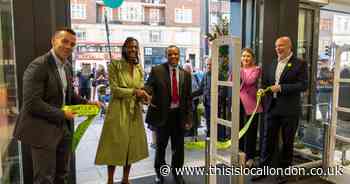 Shoppers queue from 3.15am for opening of new Waitrose in Finchley Road