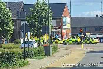 Bromfietser zwaargewond na botsing met auto in Dilsen
