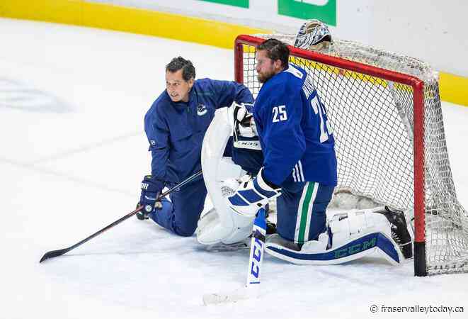 Vancouver Canucks change up goalie coaching staff