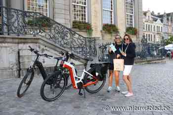 Visit Lier zet 2.500ste fietser aan Cycling Dinner in de bloemetjes