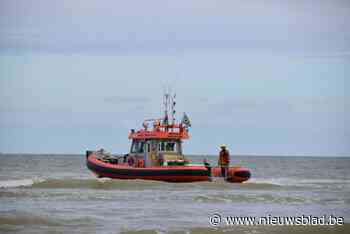 Reddingsactie opgezet voor twee kitesurfers in zee maar die bleken niet in nood te zijn