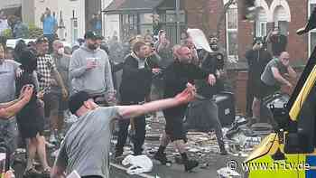 Vorwurf des Cyberterrorismus: Fake News zu Southport: Pakistan nimmt Webentwickler fest