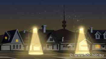 Turning down streetlights at night shown to reduce light pollution and carbon emissions