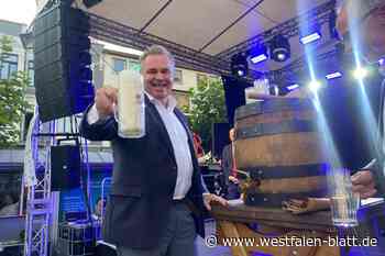 Fassanstich mit Hindernissen: Hoekerfest 2024 in Herford ist eröffnet