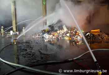 Genk: Brand geblust bij afvalbedrijf in Genk