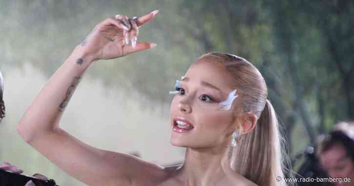 Ariana Grande staunte über fliegenden Paparazzo am Film-Set