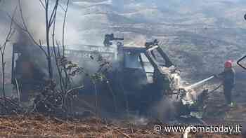 Come stanno i soccorritori dell'incendio di Torre Spaccata. Il mezzo avvolto dalle fiamme e la trappola di fuoco