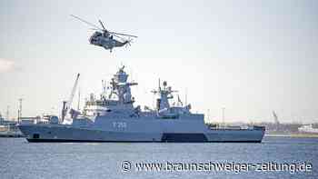 Korvette Braunschweig spielt „Darth Vader“-Lied in London