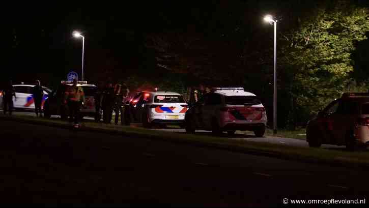 Almere - Grote politiemacht op de been voor oorlog spelende kinderen