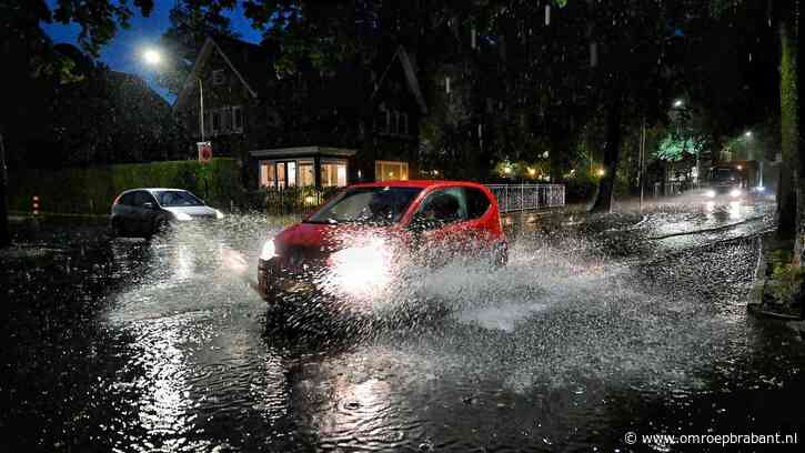 Steeds vaker wateroverlast na hoosbuien: zo pakken gemeenten het aan