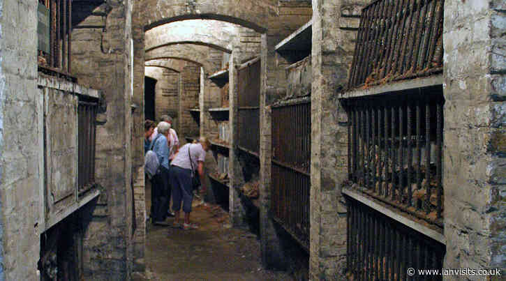 Tickets Alert: Tours of Brompton Cemetery’s catacombs