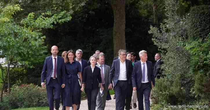 Macron beginnt Beratungsgespräche zur Regierungsfindung