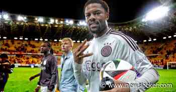 Ajax dankzij hattrick uitblinker Chuba Akpom bijna zeker van groepsfase Europa League