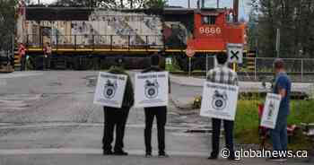Milton GO Line, Hamilton GO Centre service suspended Friday as railway shutdown continues