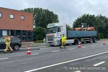 Brandweer komt ter plaatse nadat remmen van vrachtwagen oververhit raken