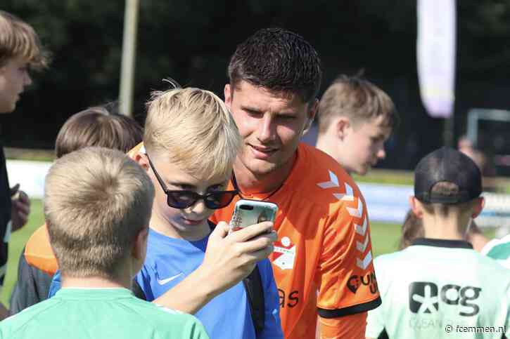 Volg FC Emmen op WhatsApp!