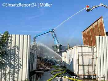 Müllberg in Flammen