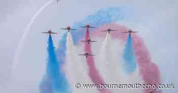 Former member of founding Red Arrows display team dies
