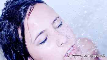 Sei ragioni per cui fare una doccia fredda è un'ottima idea