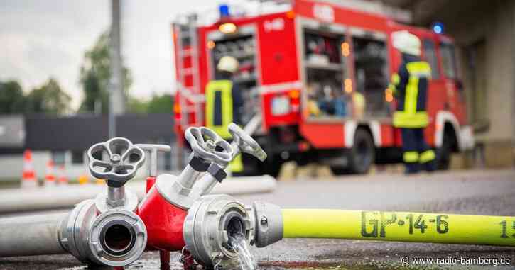 Feuer in Sägewerk sorgt für Großeinsatz