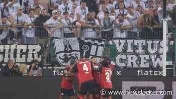 Kampioen Leverkusen wint eerste duel op valreep na late penalty