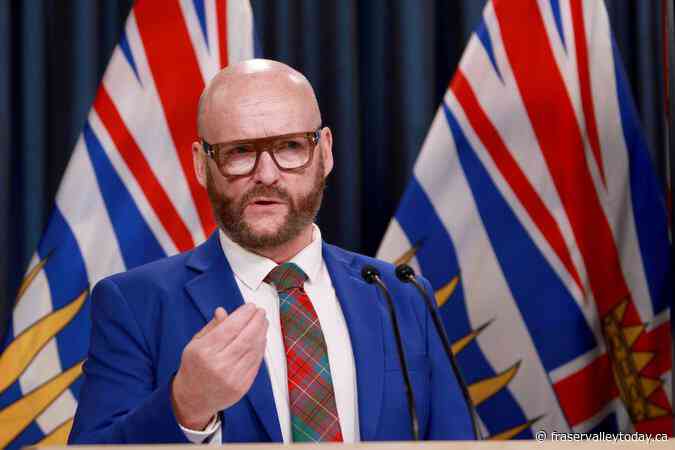 B.C. auditor general cites two ‘significant errors’ in government’s final accounts