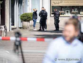 Germania, orrore al festival di Solingen: passanti accoltellati. Fermato un 15enne ma non è l'assassino
