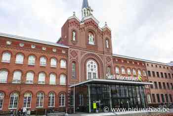 “Hij duwde mij de mannentoiletten in en deed zijn broek uit”: politie onderzoekt aanranding patiënte in Antwerps ziekenhuis Sint-Vincentius