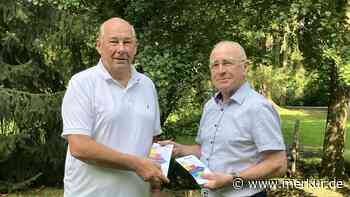 Neuer Wegweiser zur „Kneippkur“: Kneippärztebund und Kneipp-Bund stellen Flyer vor