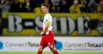 Ron Jans wisselt vier keer (!) bij rust: FC Utrecht-trainer ontevreden met achterstand bij NAC