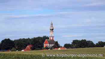 Vor 50 Jahren: Der Hechenwanger Kirchturm bekommt wieder eine Doppelzwiebel