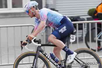 Laurenz De Meuleneire sneller dan Quinten De Buysser in Gijzenzele