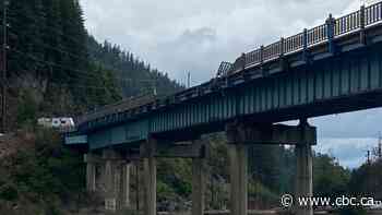 Driver missing after semi-truck plunges into B.C. lake