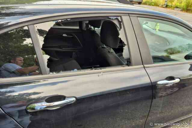 Meerderjarige opgepakt na inbraken in auto’s