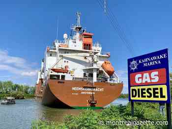 Updated: Cargo ship that ran aground near Kahnawake is refloated