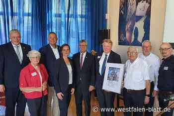 Feierstunde in Höxter: Volle Unterstützung für Umzugspläne nach Corvey