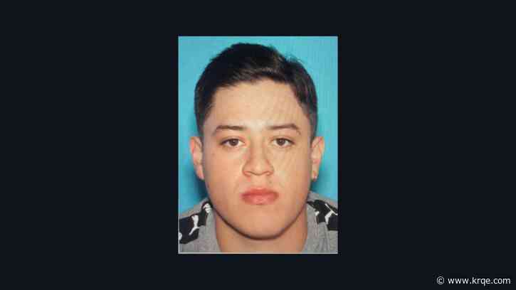 Santa Fe man charged for driving recklessly, hitting other drivers