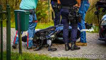 112-nieuws: scooter botst op auto • ongeluk met vrachtwagen op A2
