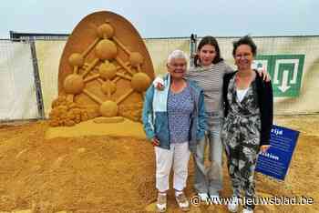 Ontbrekend Atomium krijgt dankzij Yente plaats op Zandsculpturenfestival