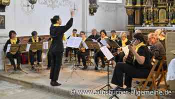 Trotz Regenwetter: Auch der zehnte Kapellentag lockt viele Musikfreunde