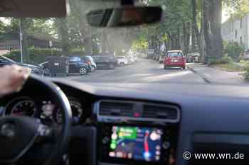 Pendeln über die Weseler Straße: Autoschlange kostet Zeit